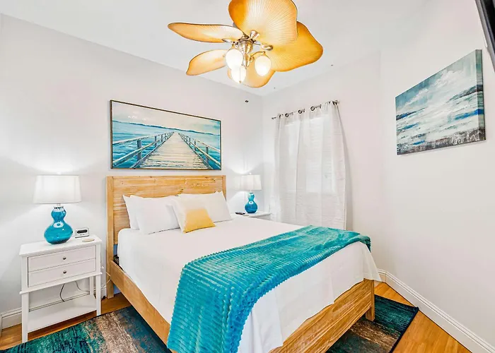 Well Decorated Gulf-front With Pool & Hot Tub Access * Gulf Shores