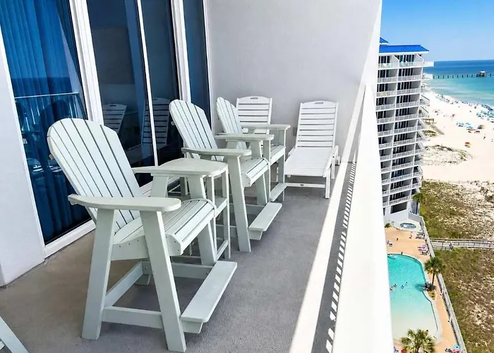 Well Decorated Gulf-front With Pool & Hot Tub Access Holiday home *