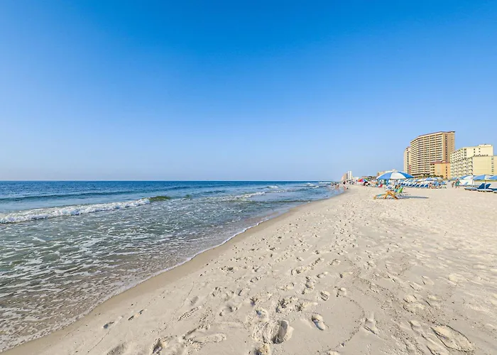 Well Decorated Gulf-front With Pool & Hot Tub Access